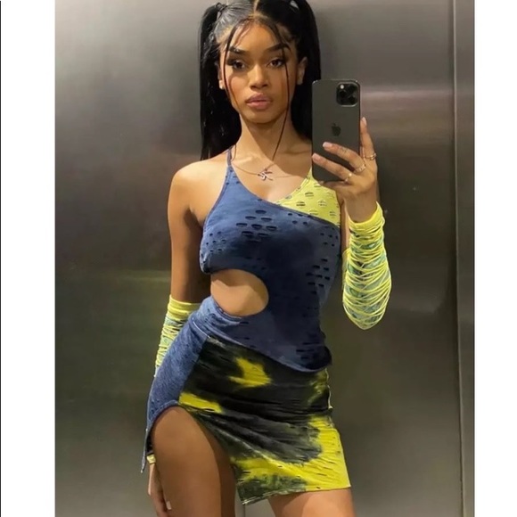 NWT M (SM)rad cutout asymmetric mini crop top arm covers sleeves cage reversible - Picture 2 of 16